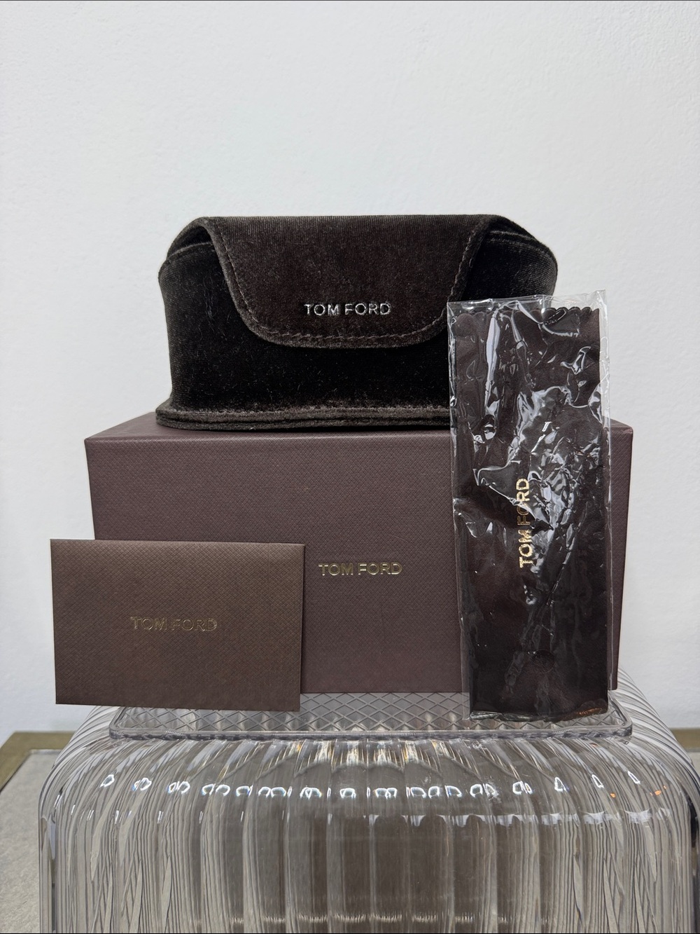 Tom Ford Sunglasses Case Set in Dark Brown